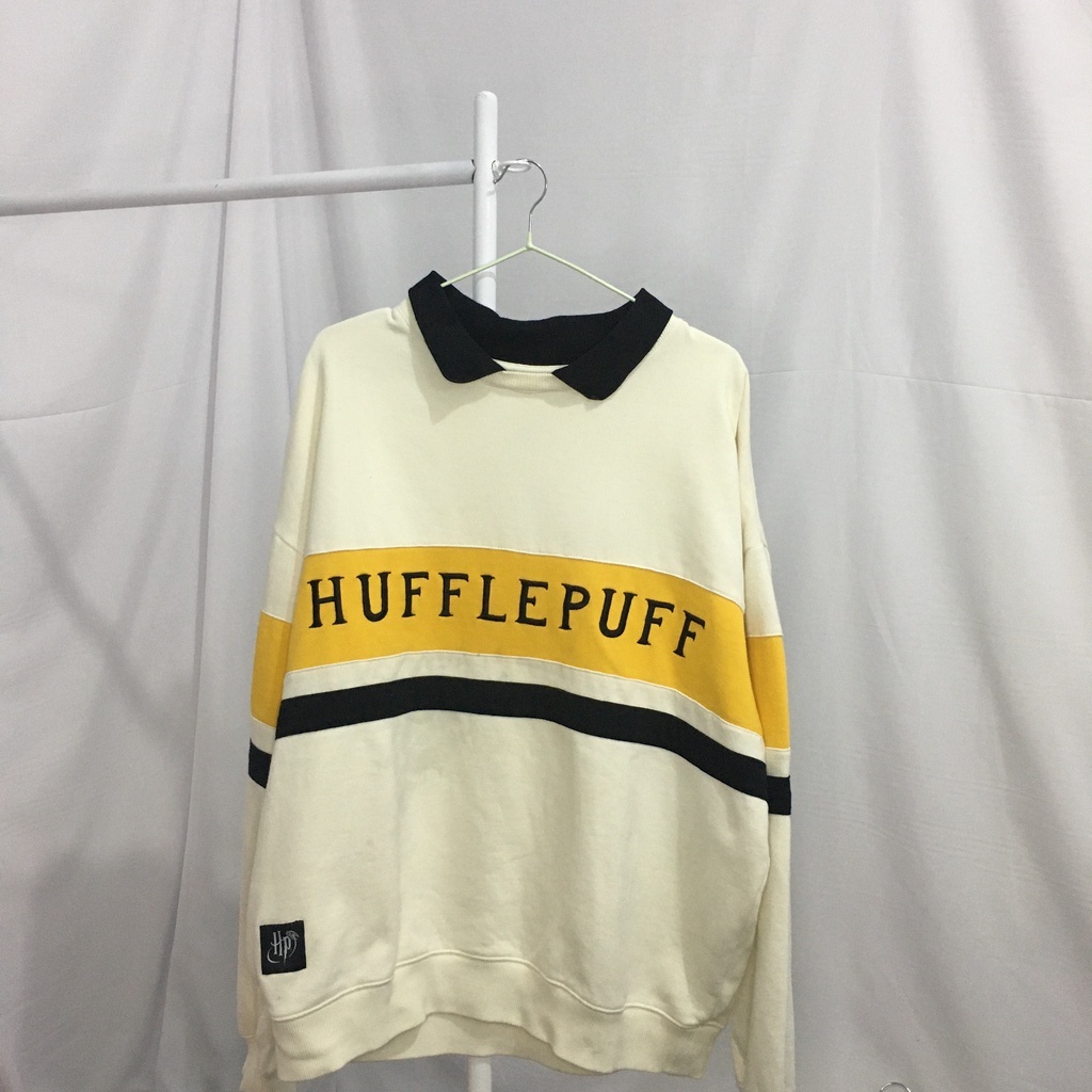 Crewneck Unisex Sweater Harry Potter Hufflepuff Original Graphic Tee Baju Harry Potter