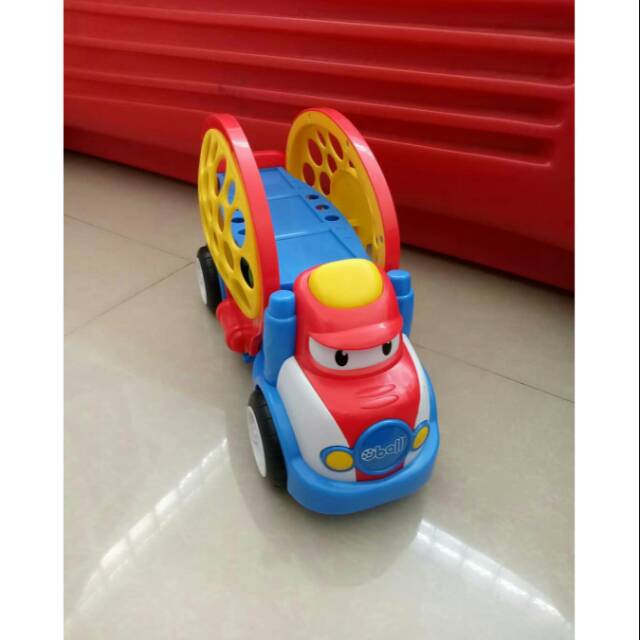 Preloved mainan anak Oball car carrier