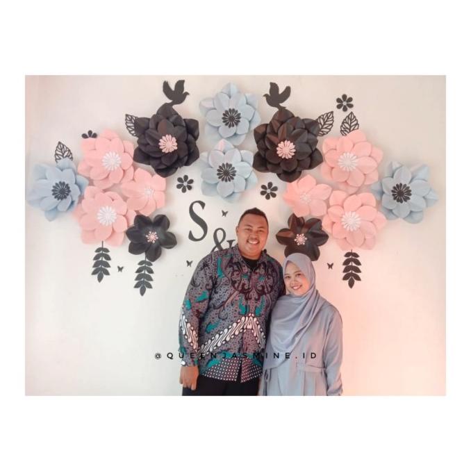 Helnan_Store | Paper Flower Backdrop Pernikahan Tunangan Lamaran
