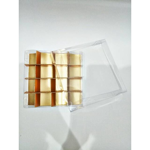 

Mika Sekat 16 untuk hamper natal