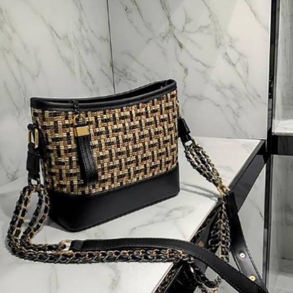 

Hot Sale Z R GABRIELLE FREE PAPERBAG ホ