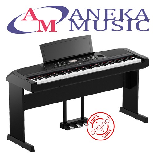 Portable grand piano Yamaha DGX-670 / Yamaha DGX670 / Yamaha DGX 670