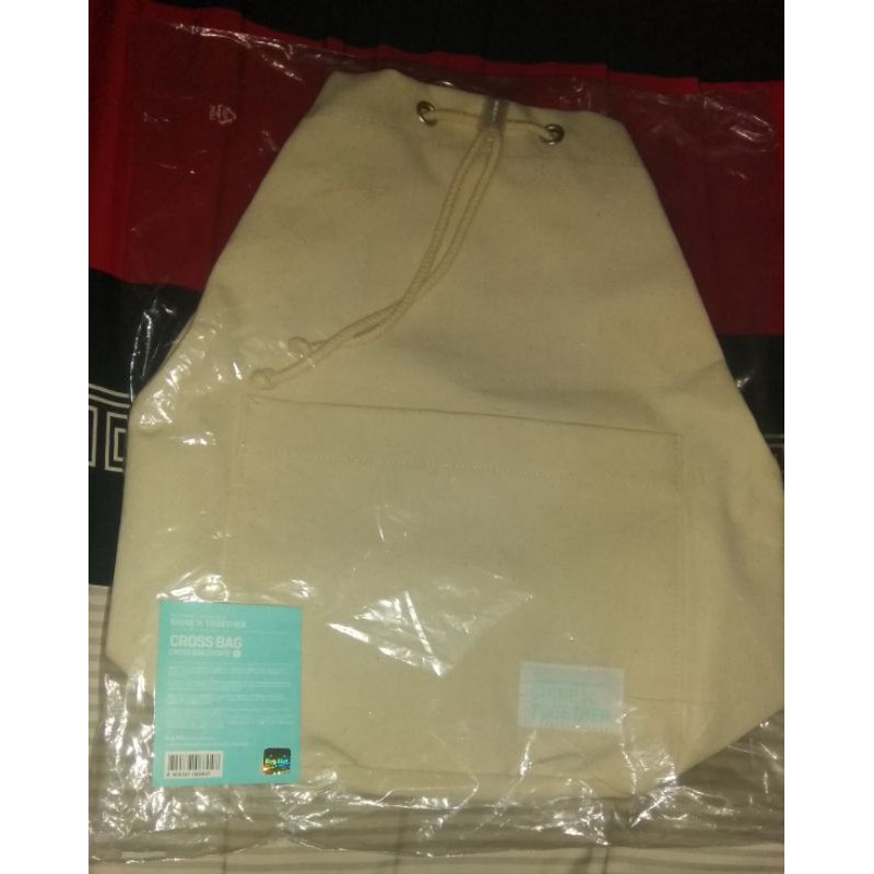 BAG FANLIVE TXT (BOOKED)