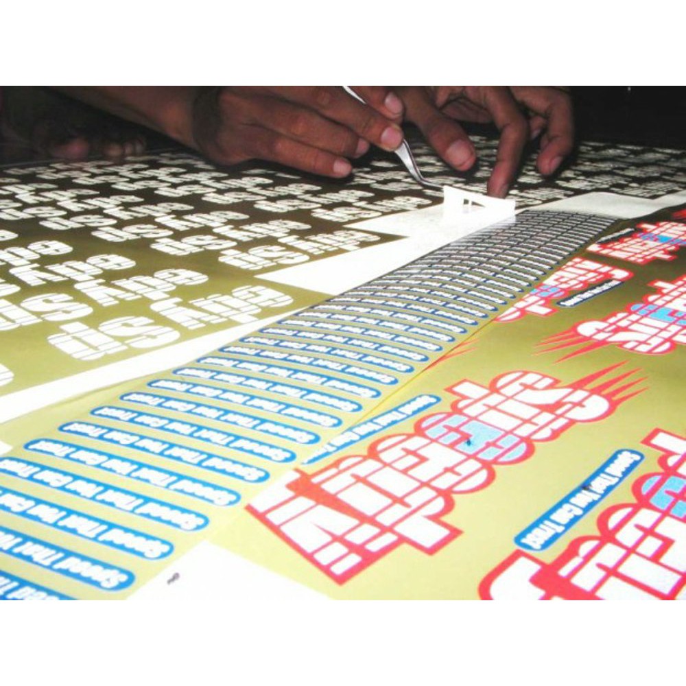 cutting stiker  CUSTOM desain  sendiri atau bebas suka suka 