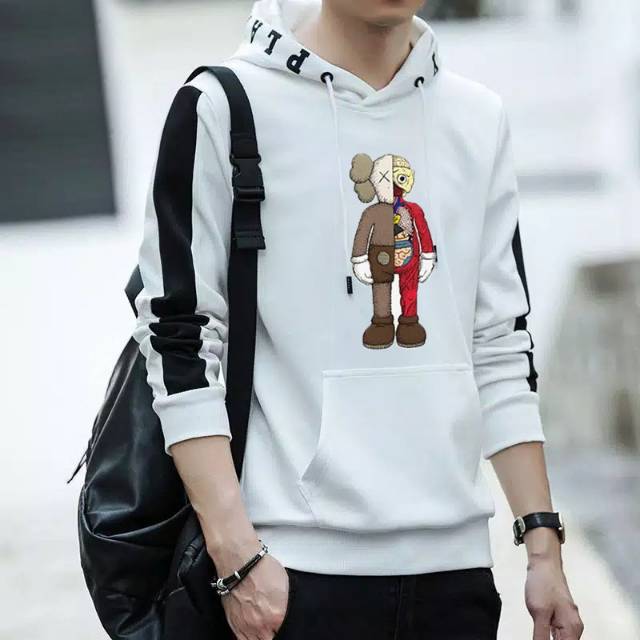 TOTOTAshop.Sweater hoodie NIQLO pria,bahan fleece tebal.motif gambar sablon dan topi sablon