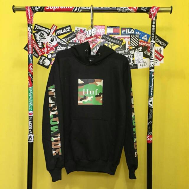 HUF HOODIE