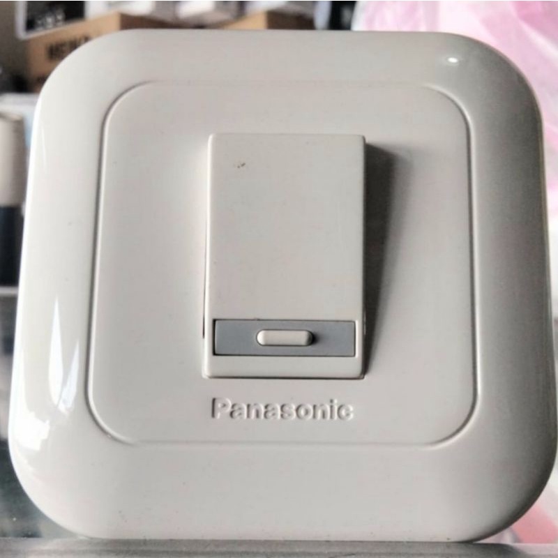 Saklar tunggal/engkel panasonic putih