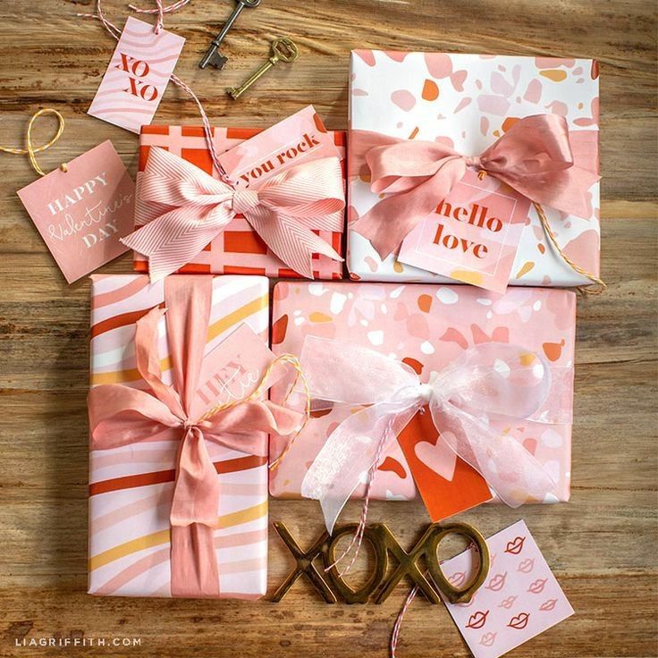 KERTAS PEMBUNGKUS KADO PACKING ULANG TAHUN
