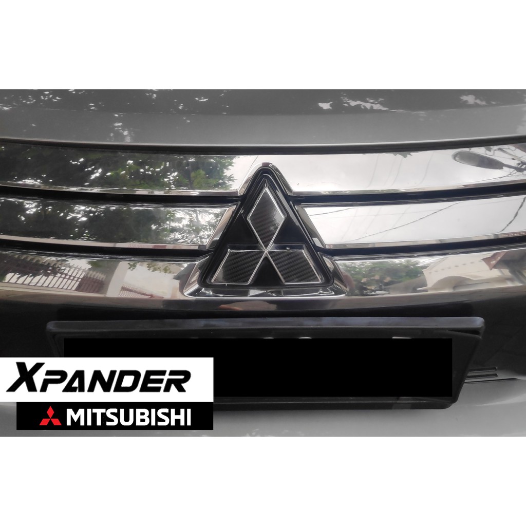 Sticker Emblem Logo Mitsubishi Xpander Depan Belakang - Motif Carbon