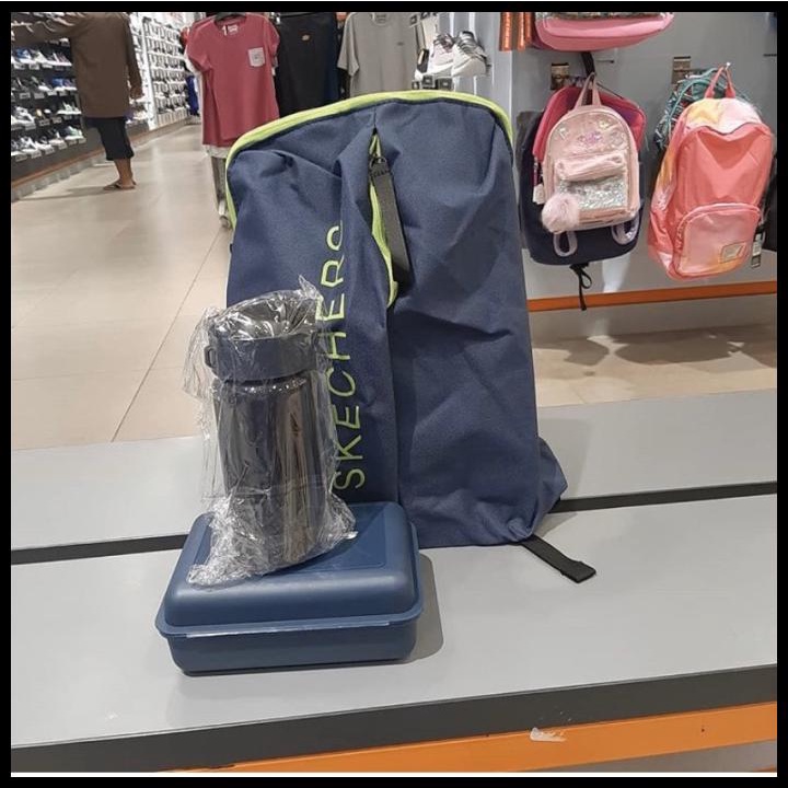 

Force | Tas Skechers 3In1, Tas, Tempat Makan Plus Bottol Minum