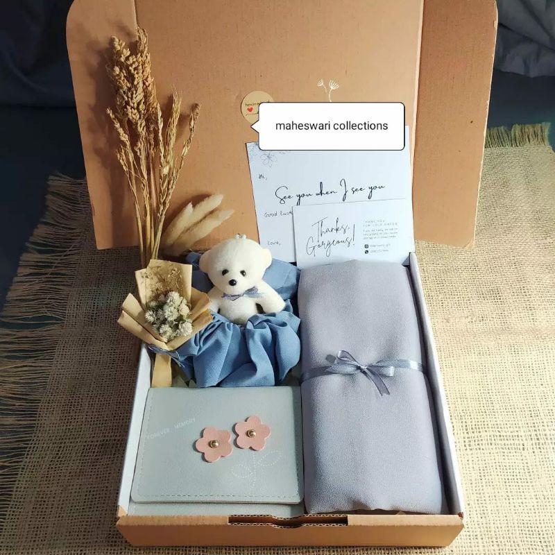 

HAMPERS GIFT pashmina + dompet +ganci | gift cewek