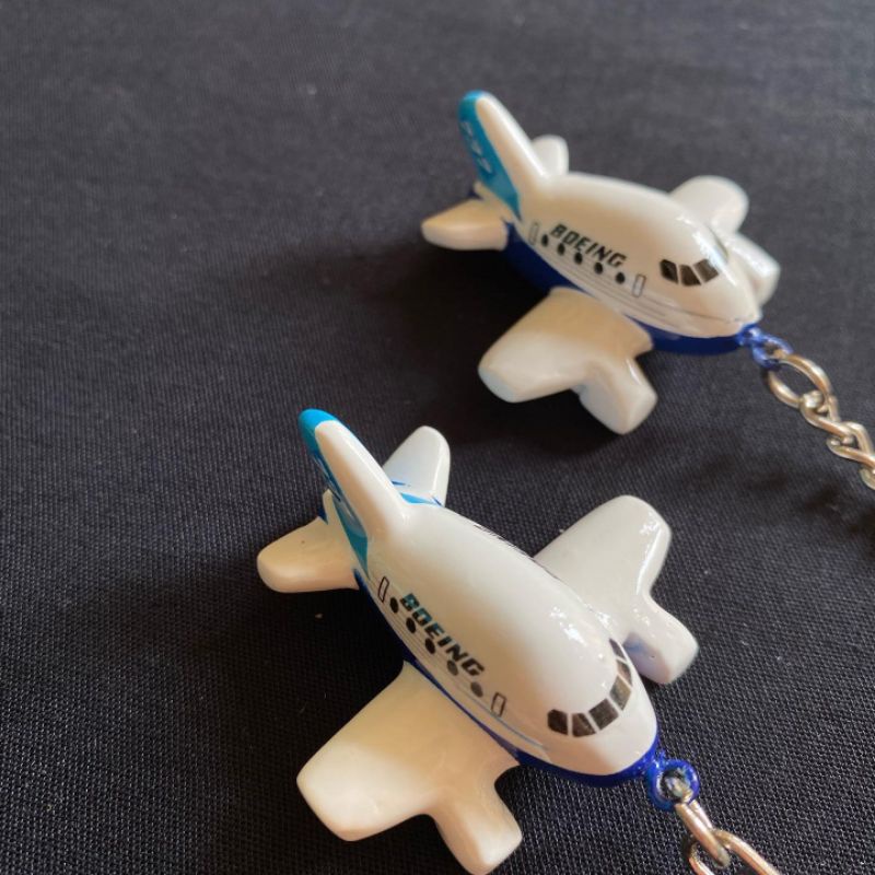 GANTUNGAN KUNCI BONGKI-BOEING 737