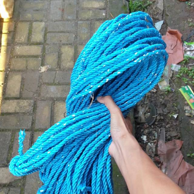 

Tali tambang 8mm panjang / roll 8meter