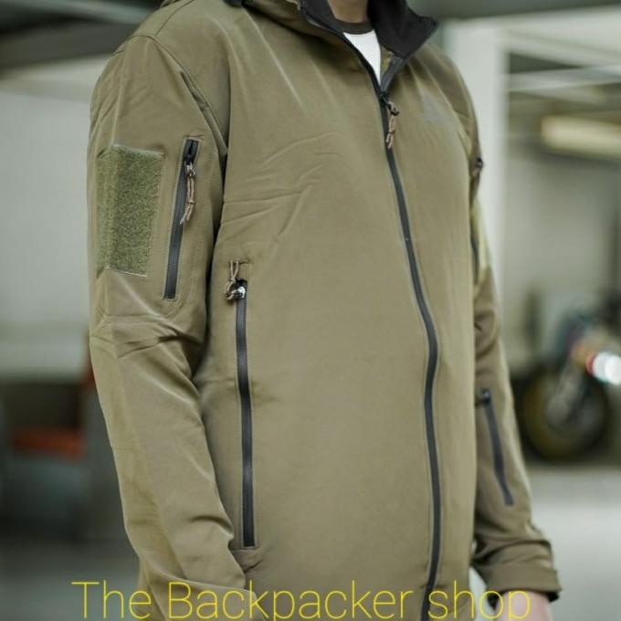 Consina Jaket Grey Wolves