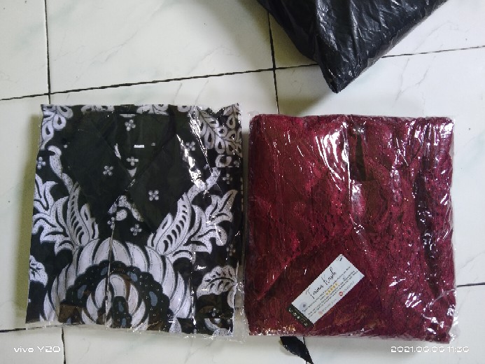 Couple Batik Saskia Brokat Pinguin Barina Gurita