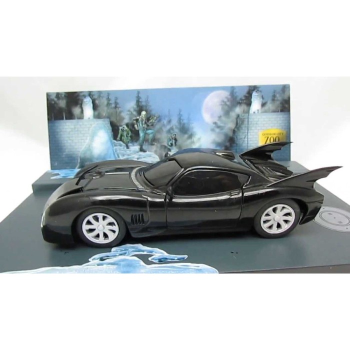 Diecast Batmobile Batman #575