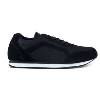  Sepatu  Sneakers Kets  dan Kasual Pria untuk  jalan santai 