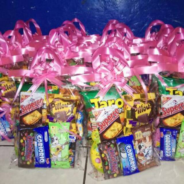 Paket Snack Ulang tahun  Shopee Indonesia