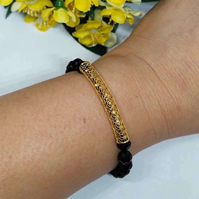 Tiara Jaya #Gelang Pandora Dengan Charm Emas Corak Bambu Ukir Krawang, Initial Huruf Emas Ikat Manik