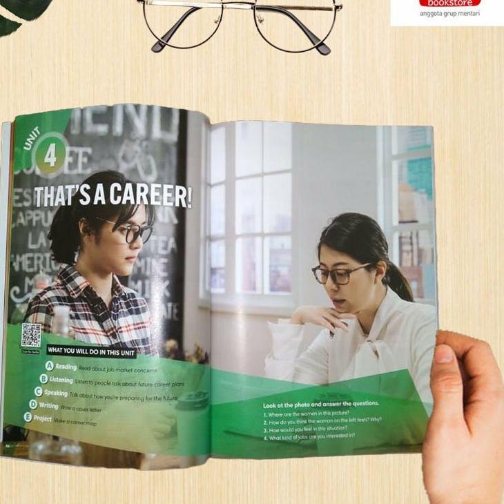 Terbagus.. New Frontiers | Buku Bahasa Inggris SMP