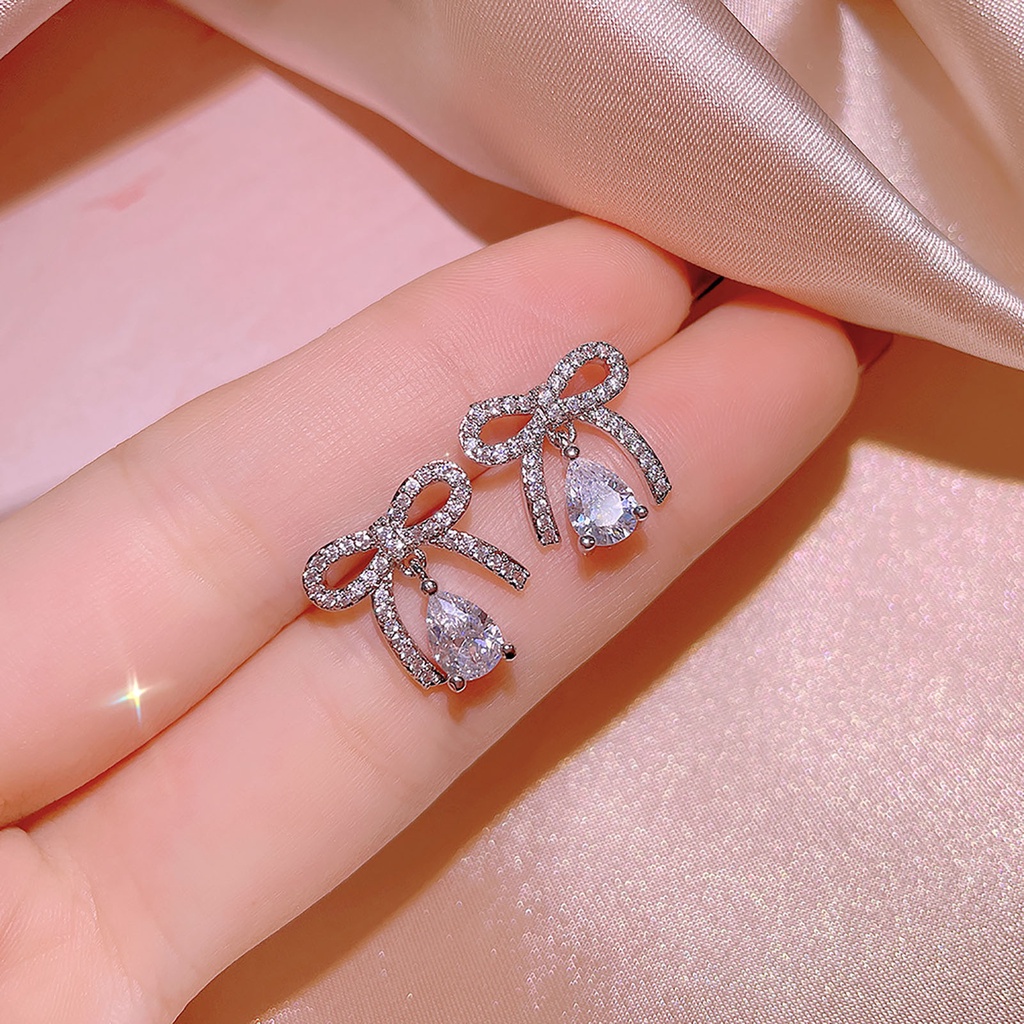 Hu Hu Hu Hu Hu Alat Bantu Pasang Kacamata♡ Kalung Anting Cincin Berlian Imitasi Berkilau Untuk Wanita