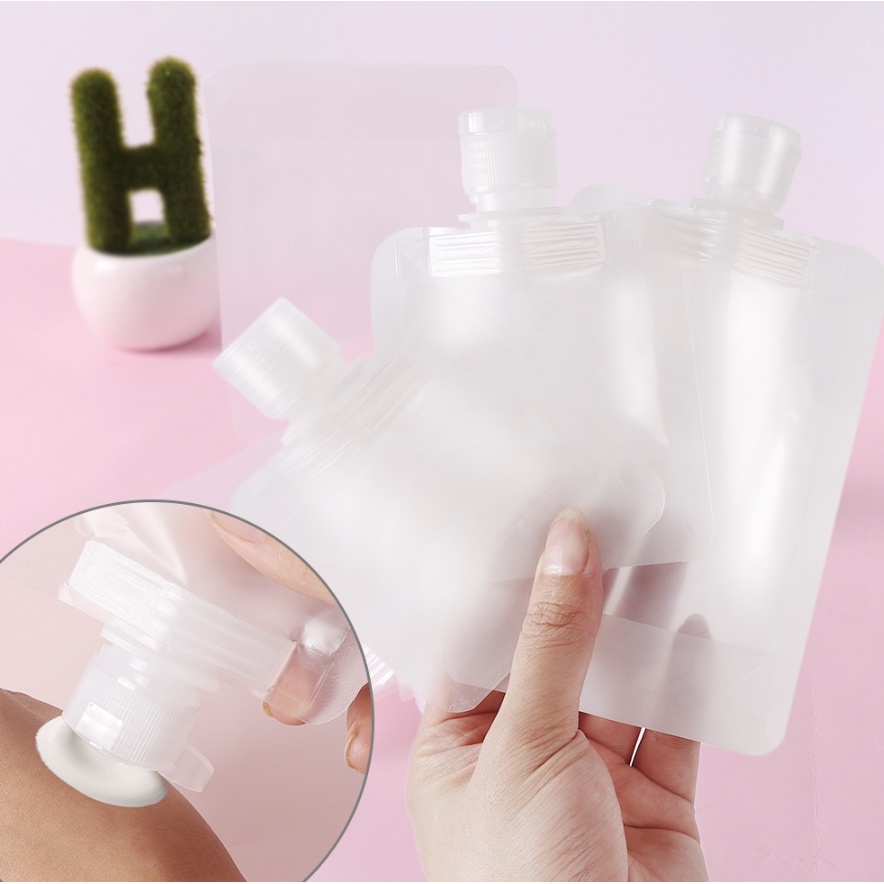 Botol Wadah Plastik Dispenser Isi Ulang Refill Aesthetic Buat Travel 30 ML 50 ML 100 ML