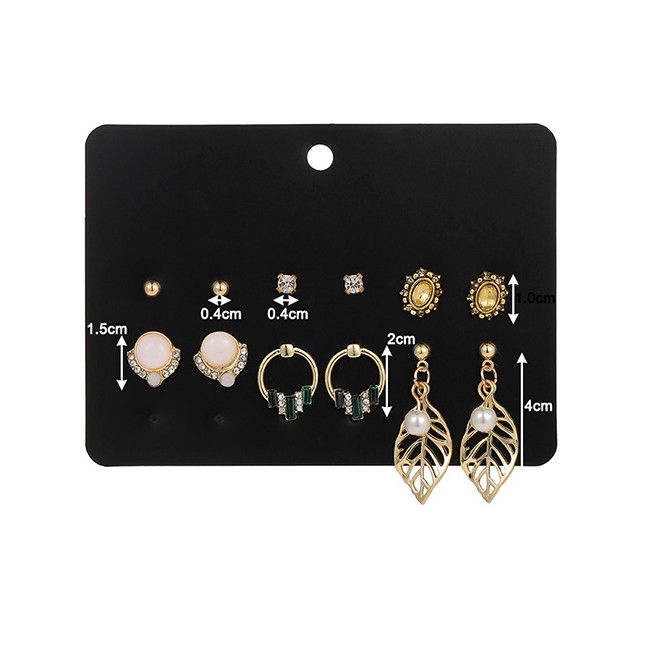 LRC Anting Set Fashion Color Mixing Leaf And Diamond Pearl Hollow Alloy Earring Set K09655