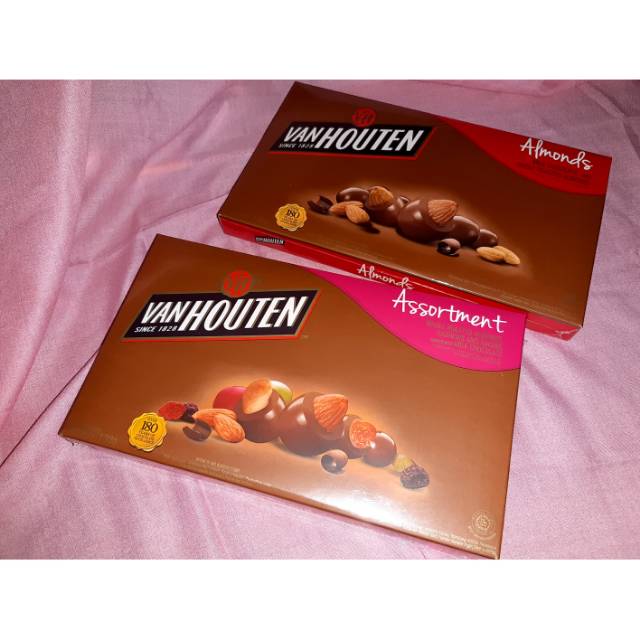 

VAN HOUTEN MILK CHOCOLATE 130 GRAM