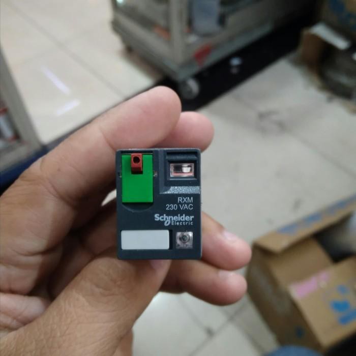 RELAY RXM 230VAC