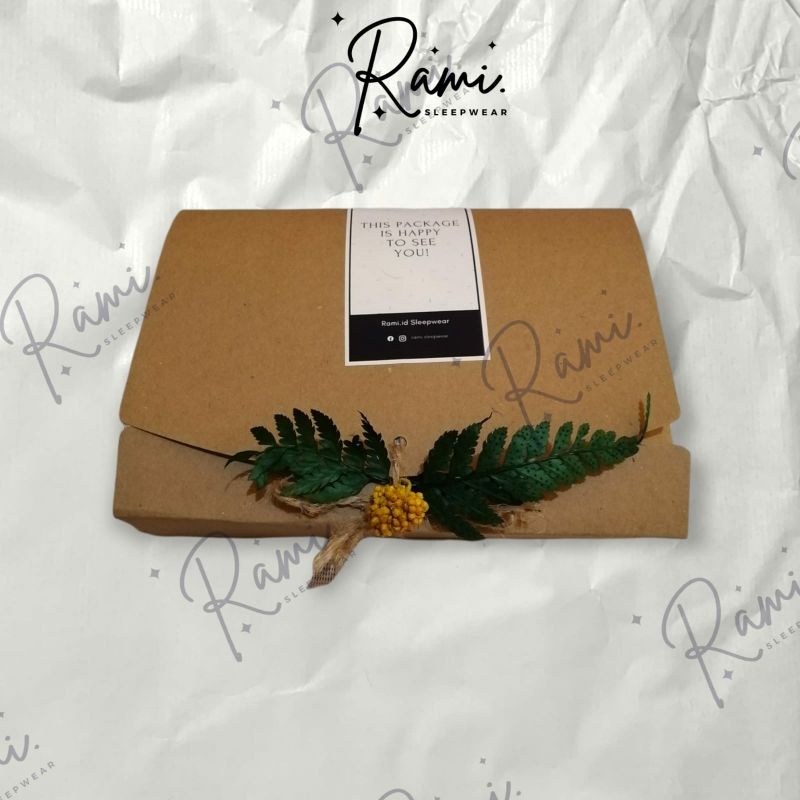 

Rami Gift Box | Rami Kotak Baju | Rami Kotak Kado