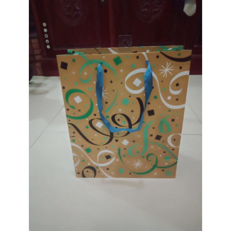 

taskertas kado motif pita uk25*30*11