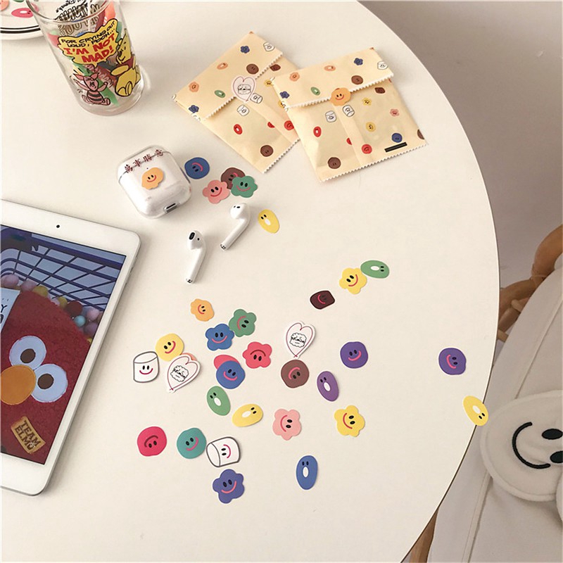 110 Pcs Set Kartun Korea Lucu Mini Tersenyum Wajah DIY 110 Pcs Set Kartun Korea Lucu Mini Tersenyum Wajah DIY