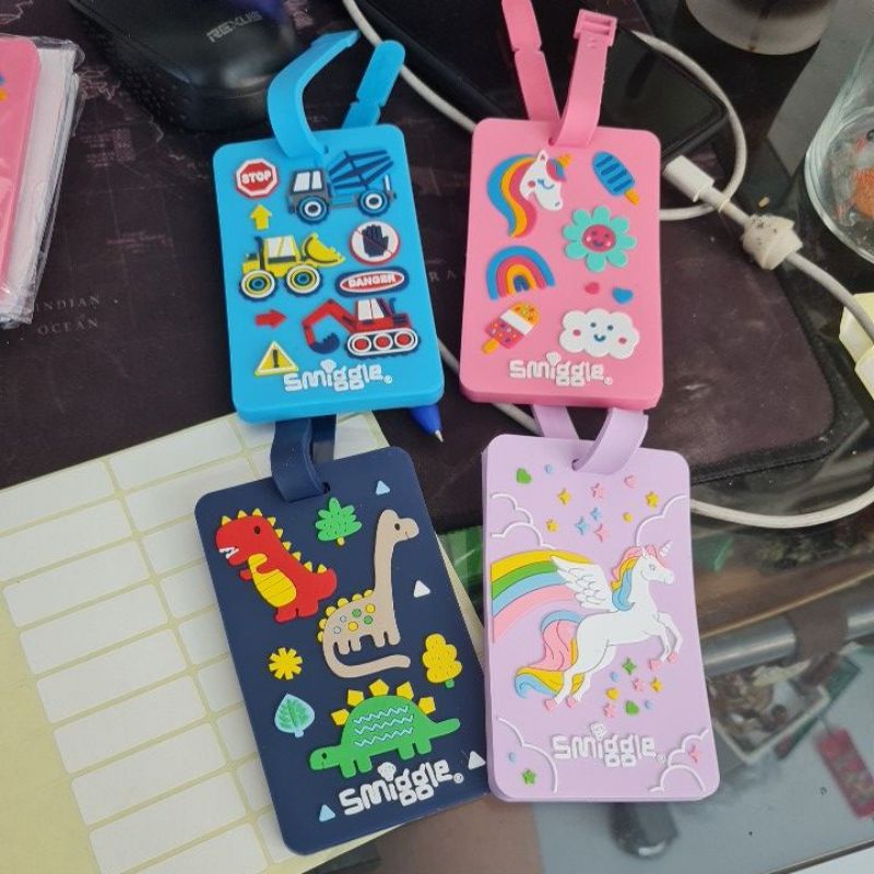 

smiggle hang tag hangtag unicorn truck dino untuk koper tas sekolah
