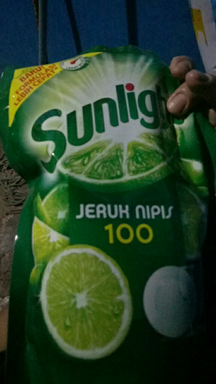 Sabun Cuci Piring Sunlight Jeruk Nipis