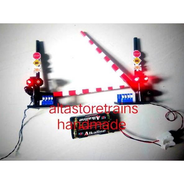 Terlaris.. Miniatur palang pintu Kereta api pjl