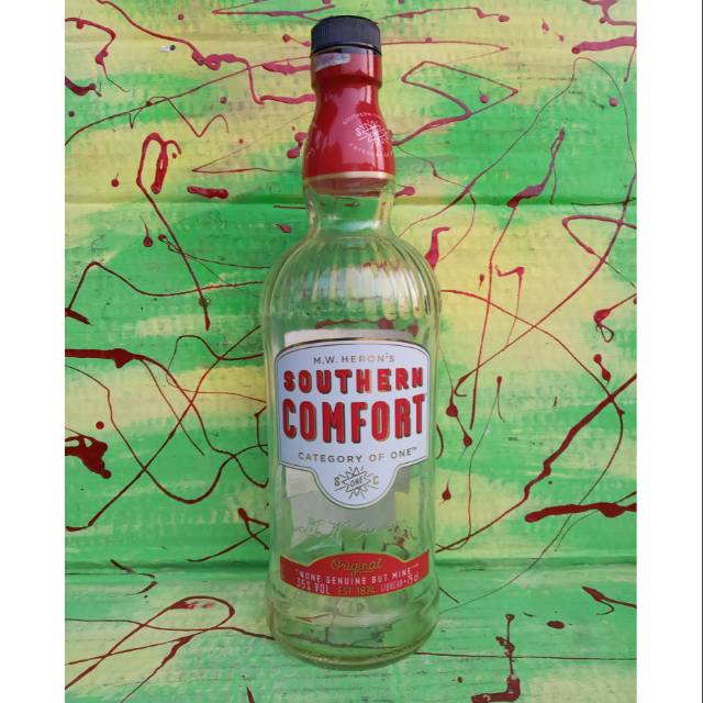 Botol bekas minuman keras import southern Comfort