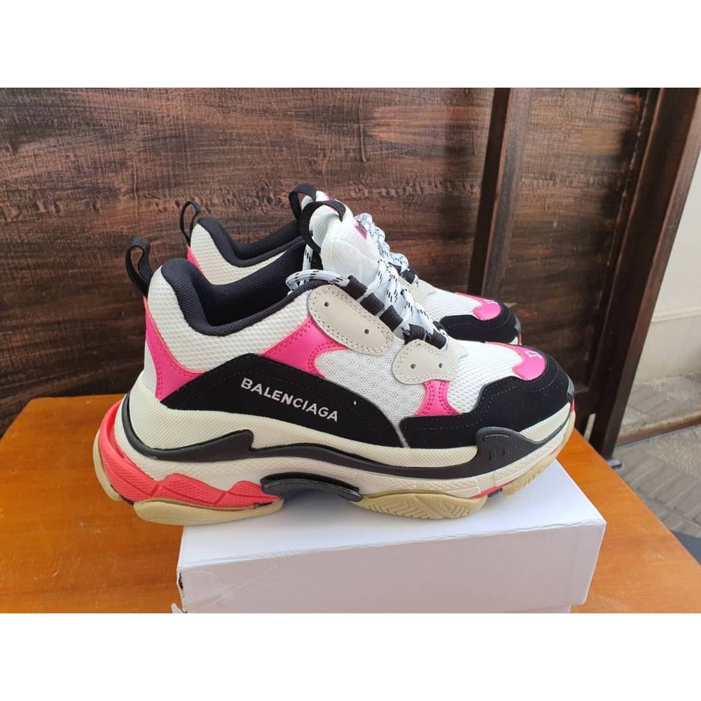 balenciaga triple s black pink