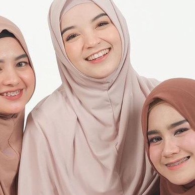 Gerai Aliyah | Bergo Kalila // bergo instan // bergo daily // bergo jersey // bergo daily jersey-Vanilla