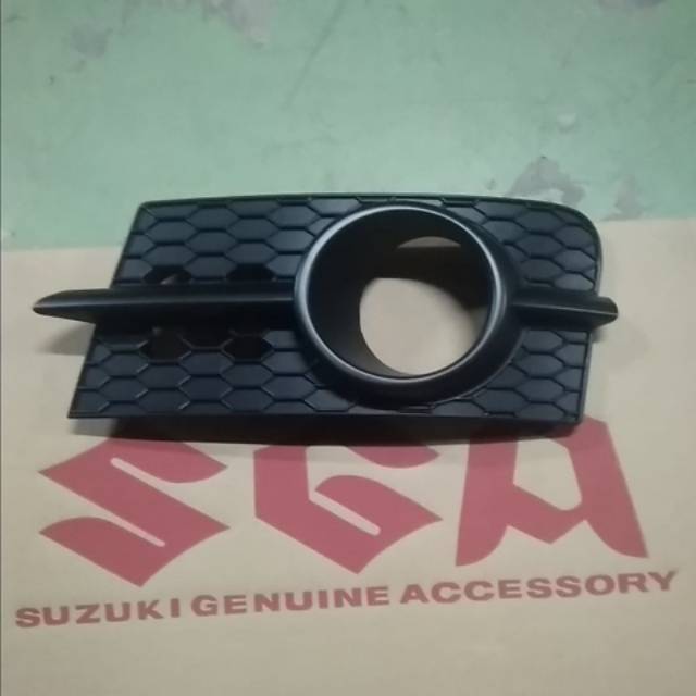 COVER FOG LAMP SUZUKI SWIFT GT 2 LH (KIRI)