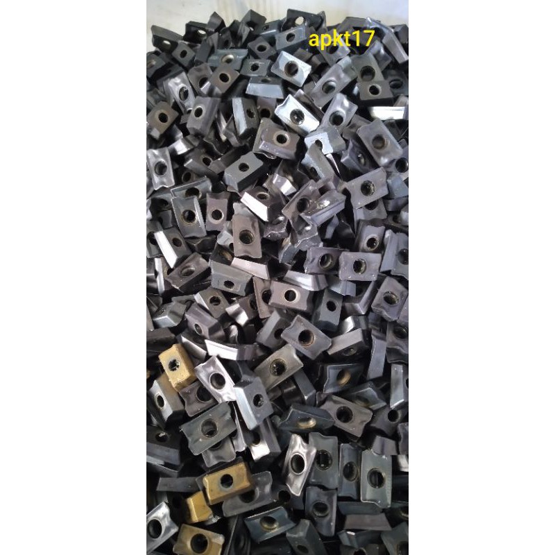 

1 Pcs insert APKT17 bekas mulus