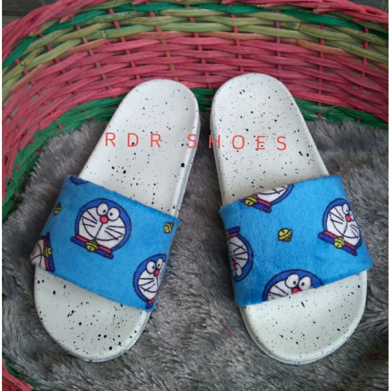 RDR sandal bulu doraemon bisa couple ibu anak