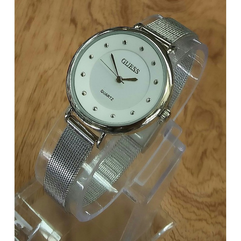 Diskon Jam Tangan Wanita Cewek Guess AC Pasir Bulat Silver Terlaris