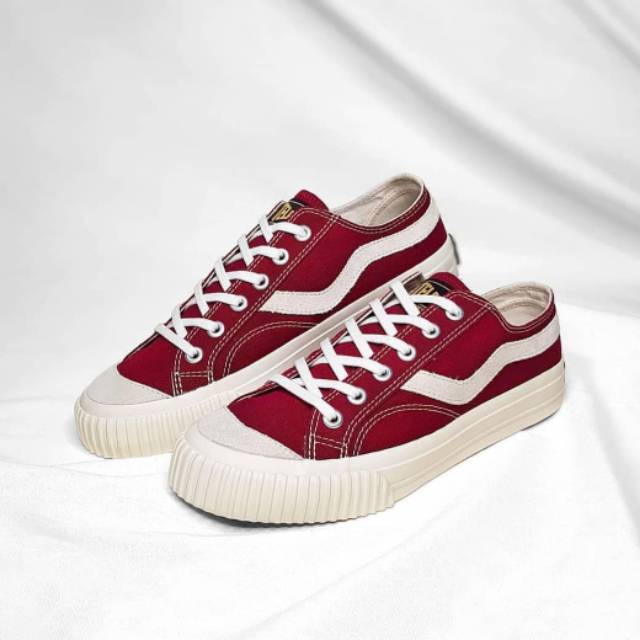 Ventela public suede // ventela public // ventela // vans