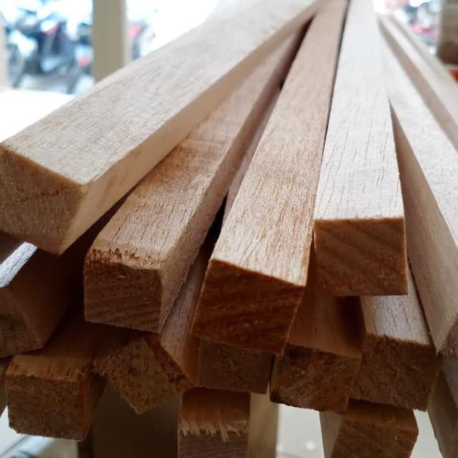 3.3 SALE Kayu Balsa stik Stick kayu reng 15mm 1.5cm x 1.5cm panjang 100cm 1pcs DIY Craft maket keraj