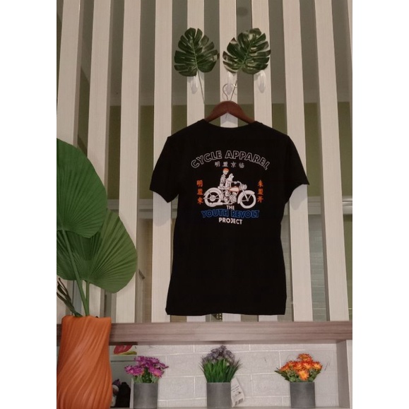 KAOS V-NAIX, KAOS CEWEK/COWOK, KAOS DISTRO, KAOS MURAH