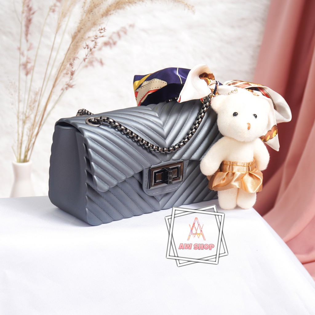 (Cod) Tas Jelly Chevron Matte Salur Size 18 Cm Rantai Hitam