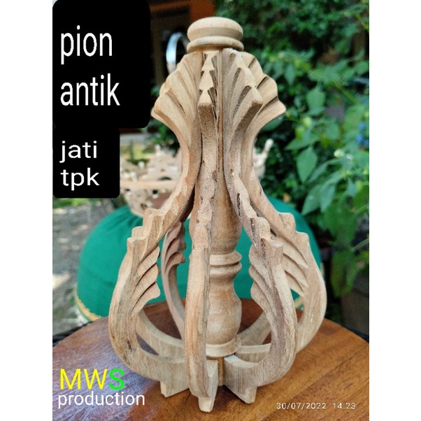 pion sangkar ukir kayu jati antik/unik elegan