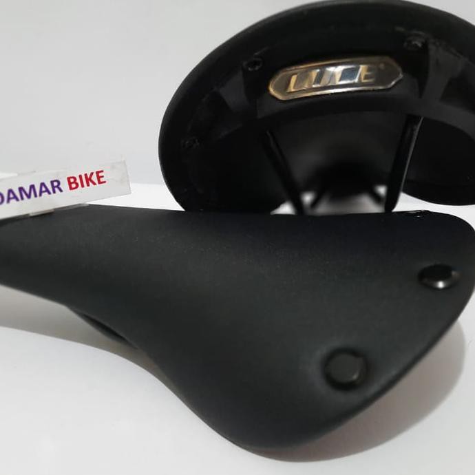 Sadel Luce Z18 Black Paku