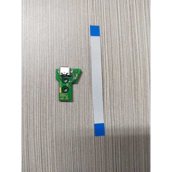 Board Port USB Charger Stik PS4 JDS 040