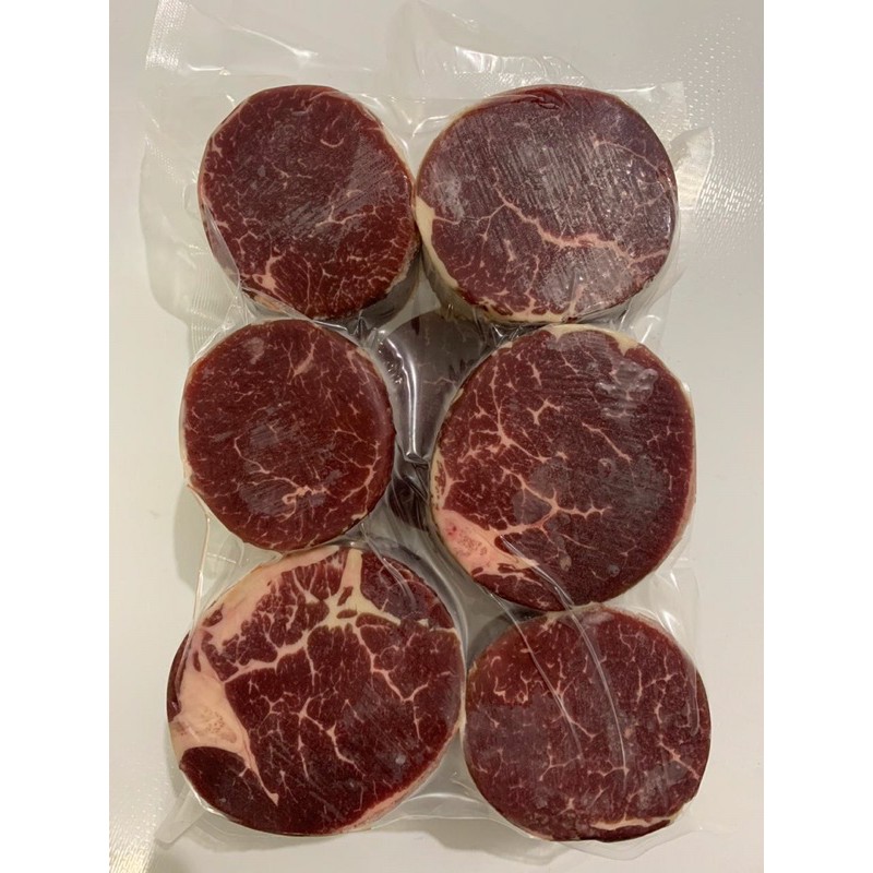 

DAGING SAPI IMPORT / Tenderloin Prime Steer NEW ZEALAND (1kg) - Steak Cuts